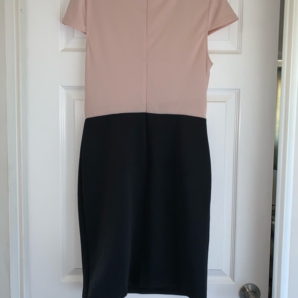 Suzy Shier two-toned dress - Picture 3 of 5